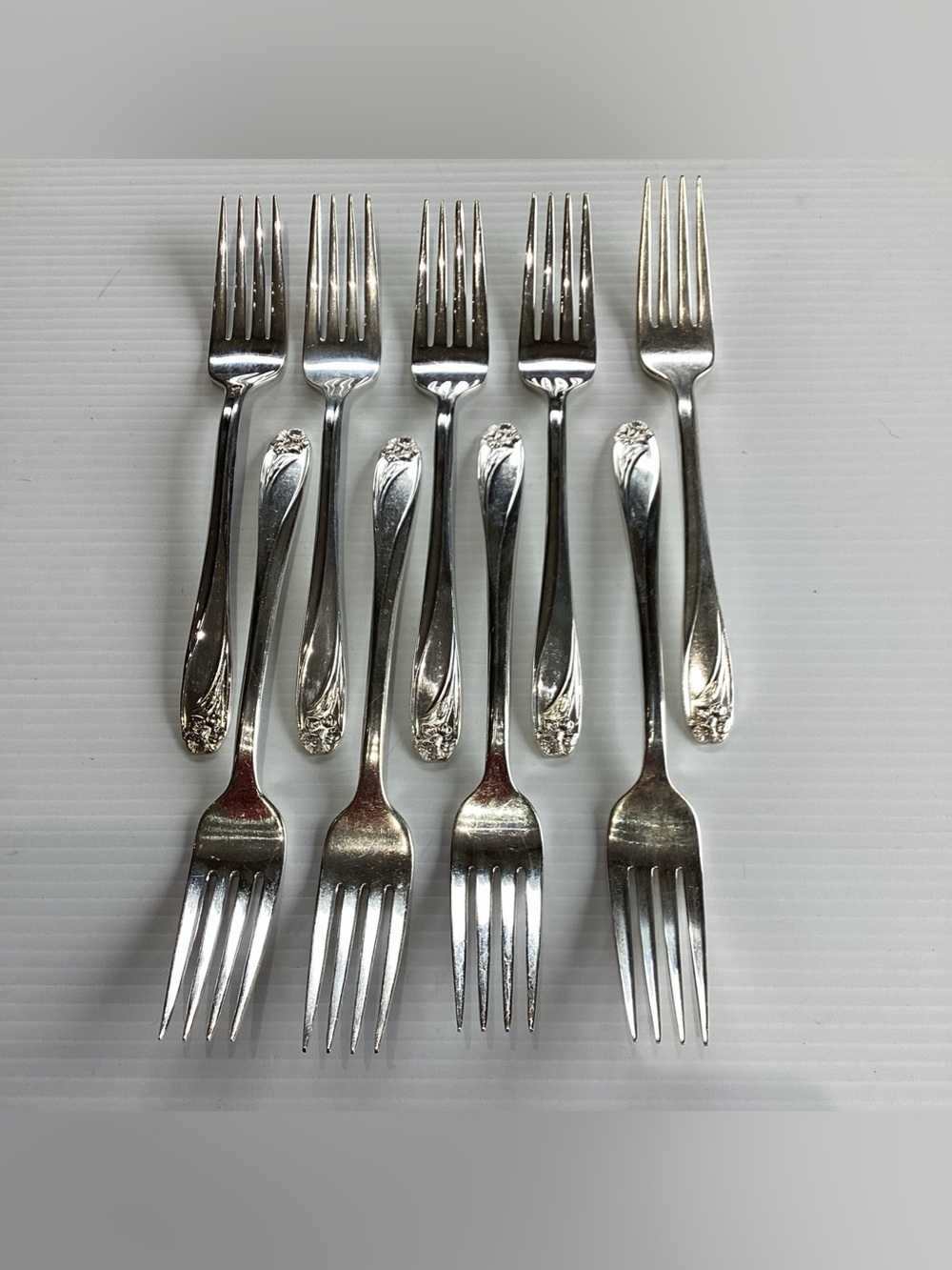 9 X 1847 Rogers Bros Daffodil Silverplate Dinner Forks 7-1/2" Flatware